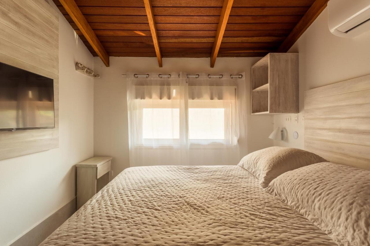 Casa D'Aroeira Residencial Boutique - Centro De Juquei - 2 Quadras Do Mar - Servico De Praia - Roupa De Cama 600 Fios Algodao Egipcio - Toalhas Banho E Praia - Tudo Novo - Estacionamento Interno - Cozinha - Consulte Unidades Com Ofuro Hidro E Cromote Exterior foto
