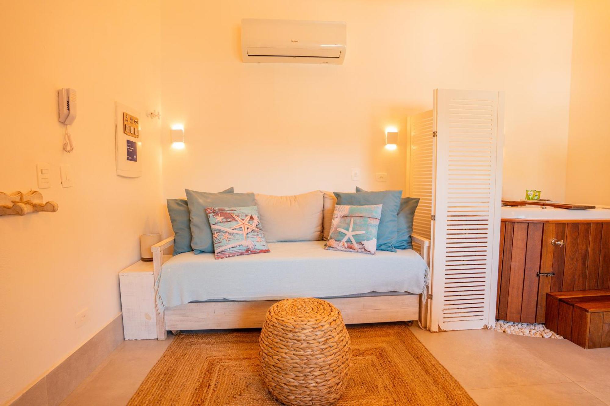 Casa D'Aroeira Residencial Boutique - Centro De Juquei - 2 Quadras Do Mar - Servico De Praia - Roupa De Cama 600 Fios Algodao Egipcio - Toalhas Banho E Praia - Tudo Novo - Estacionamento Interno - Cozinha - Consulte Unidades Com Ofuro Hidro E Cromote Exterior foto