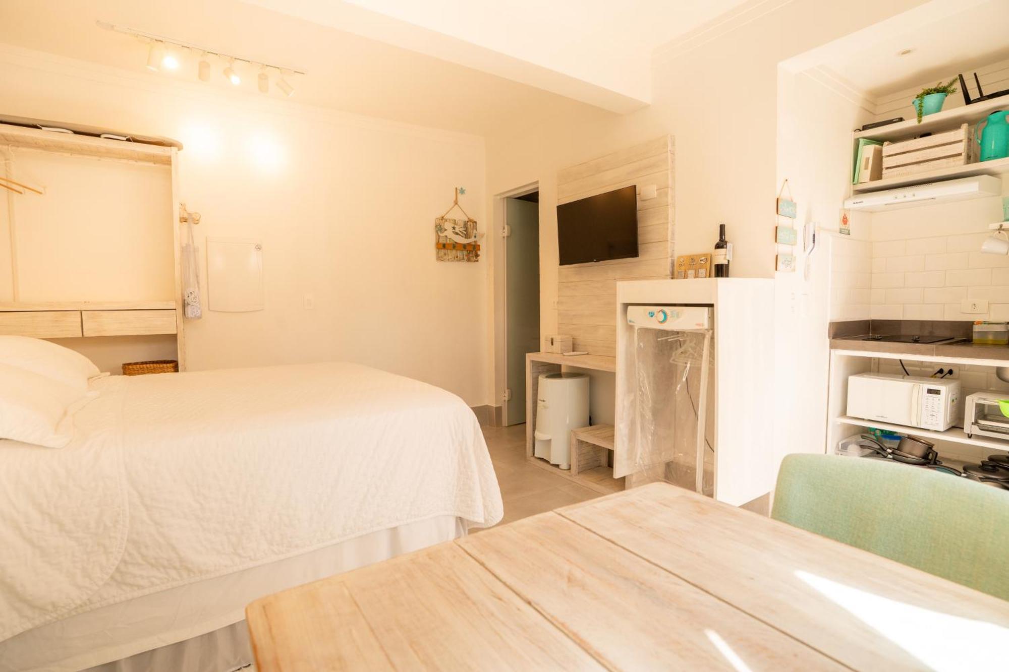 Casa D'Aroeira Residencial Boutique - Centro De Juquei - 2 Quadras Do Mar - Servico De Praia - Roupa De Cama 600 Fios Algodao Egipcio - Toalhas Banho E Praia - Tudo Novo - Estacionamento Interno - Cozinha - Consulte Unidades Com Ofuro Hidro E Cromote Exterior foto