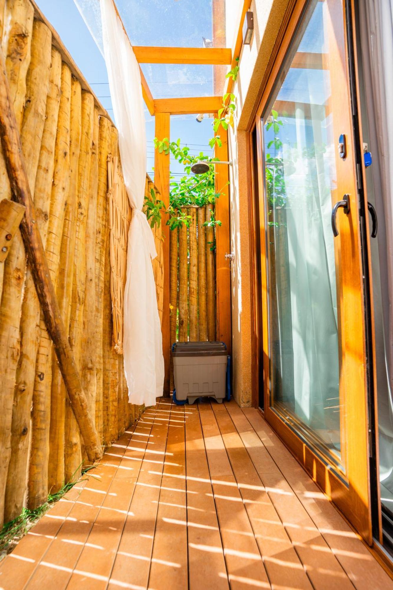 Casa D'Aroeira Residencial Boutique - Centro De Juquei - 2 Quadras Do Mar - Servico De Praia - Roupa De Cama 600 Fios Algodao Egipcio - Toalhas Banho E Praia - Tudo Novo - Estacionamento Interno - Cozinha - Consulte Unidades Com Ofuro Hidro E Cromote Exterior foto